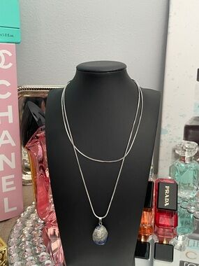 ✨30 inch long Silver tone Necklace with Blue Stone Pendant✨New